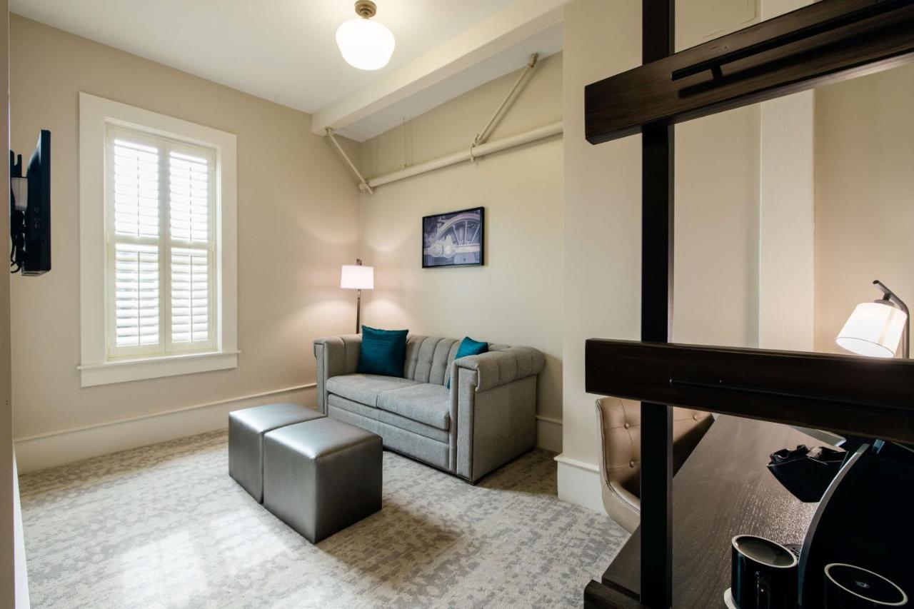 One-Bedroom King Suite at Hotel Florence, Tapestry Collection by Hilton