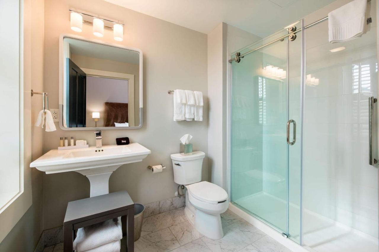 One-Bedroom King Suite at Hotel Florence, Tapestry Collection by Hilton