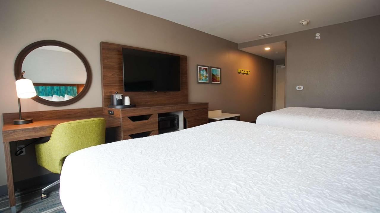 | Hampton Inn & Suites St Clairsville, Oh