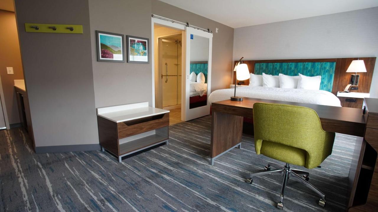 | Hampton Inn & Suites St Clairsville, Oh