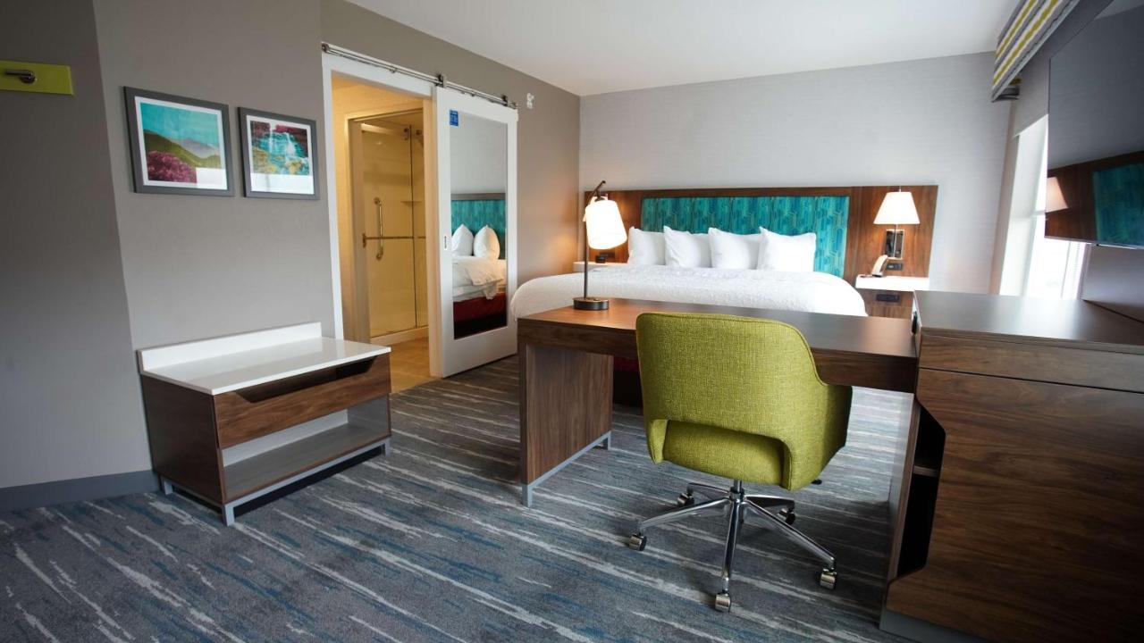| Hampton Inn & Suites St Clairsville, Oh