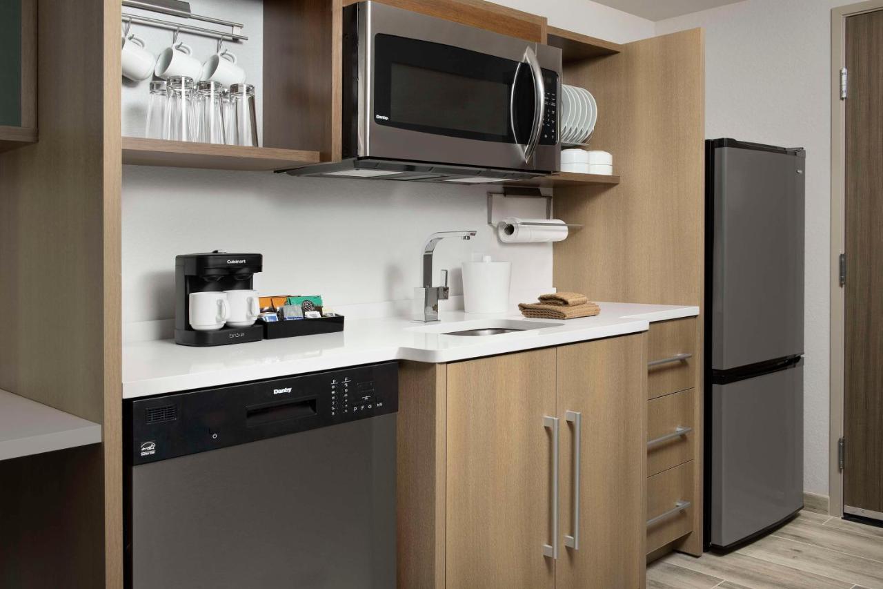 King Studio Suite - Non-Smoking at Home2 Suites by Hilton Fort Myers Airport