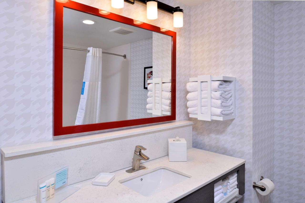 Queen Room with Two Queen Beds at Hampton Inn & Suites Greensboro Downtown, Nc