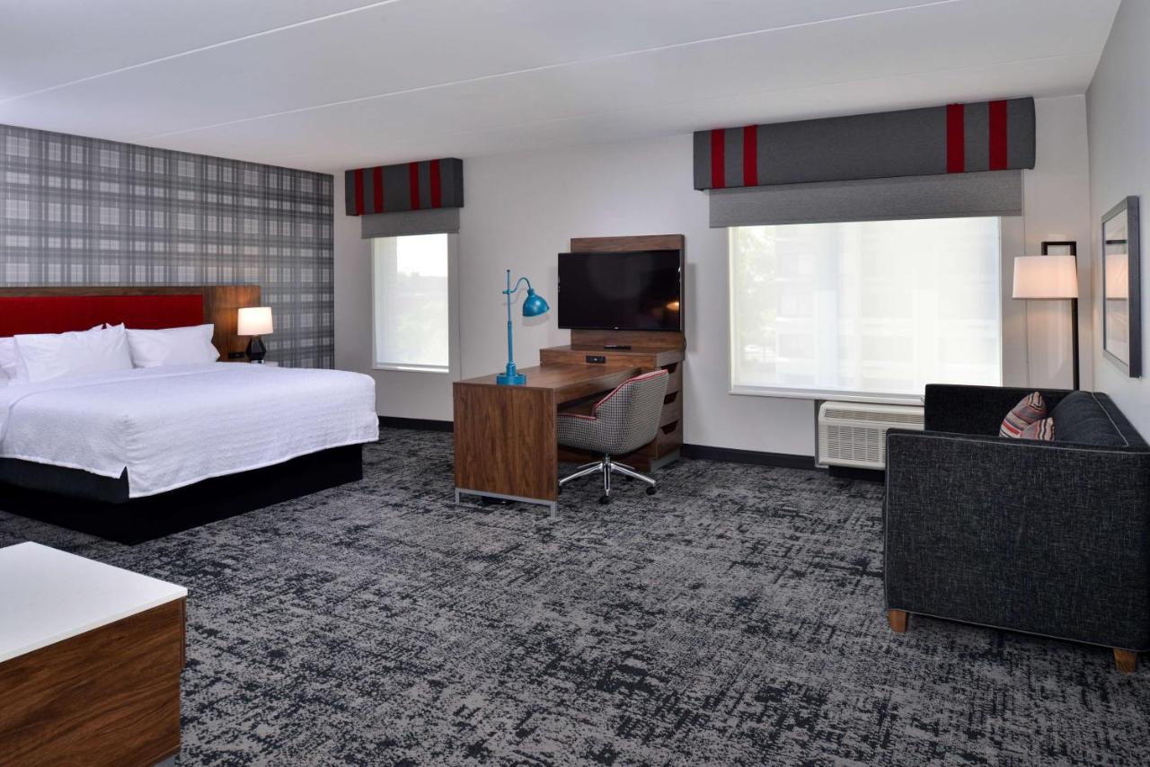 King Studio Suite at Hampton Inn & Suites Greensboro Downtown, Nc