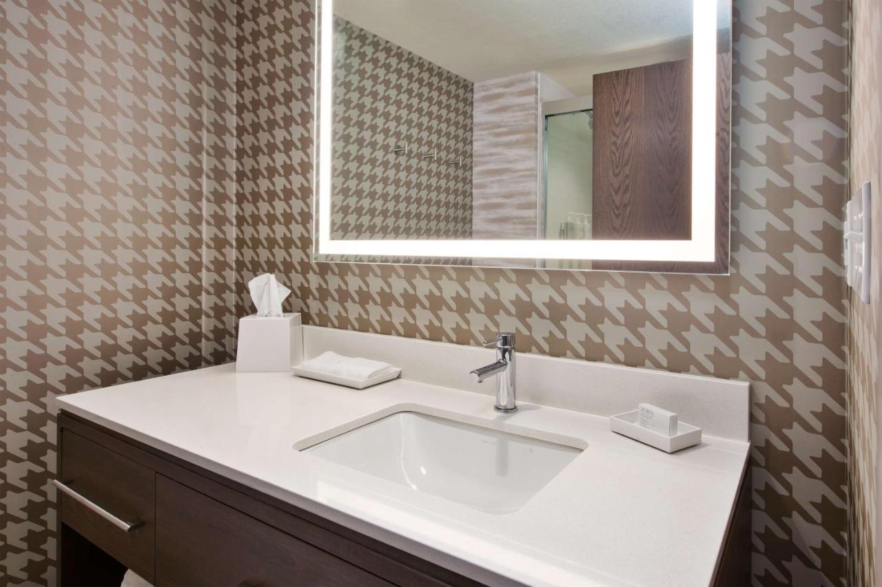 Studio Suite with One King Bed at Home2 Suites By Hilton Grand Rapids South