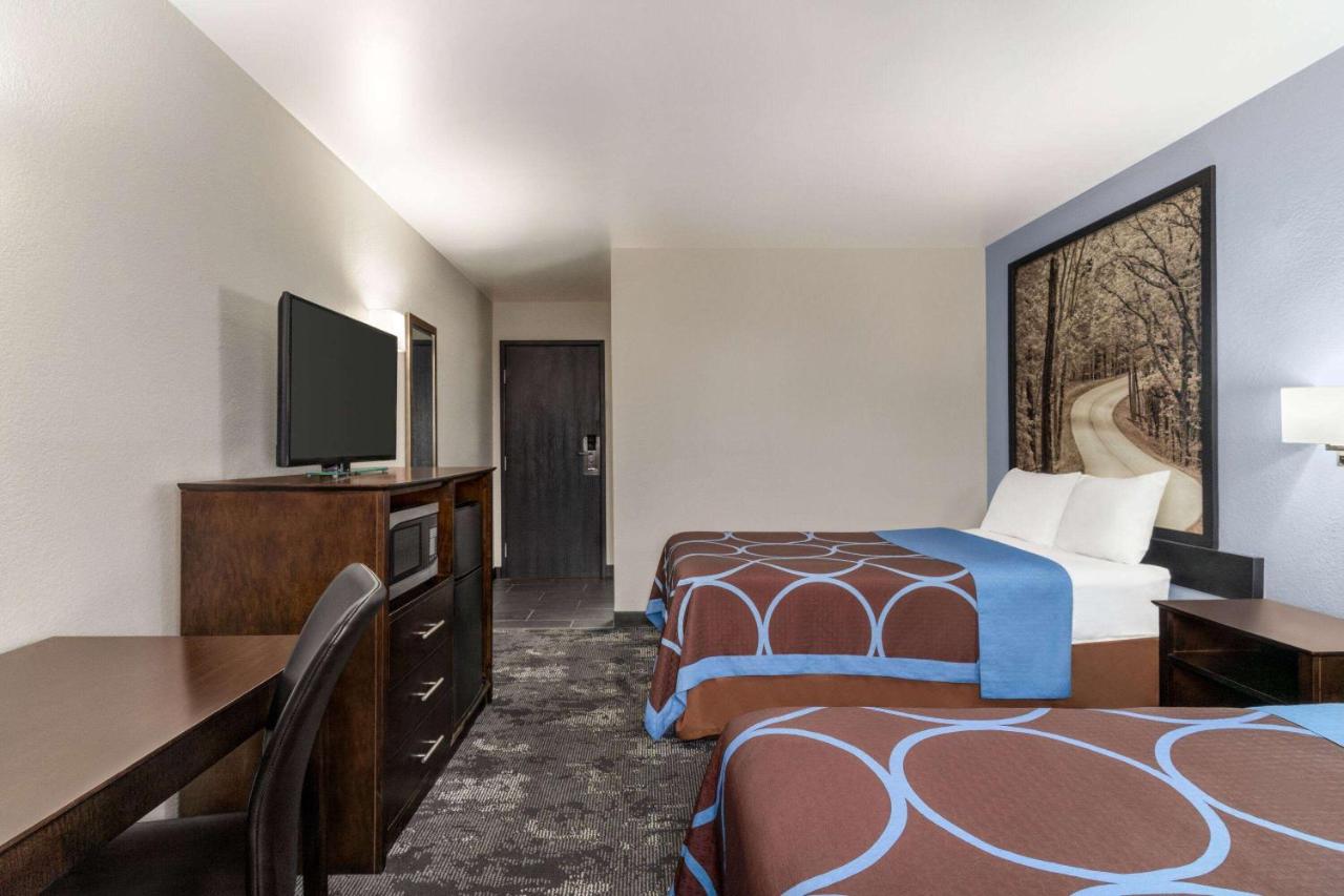 Queen Room with Two Queen Beds - Non-Smoking at Super 8 by Wyndham Columbus/Edinburgh