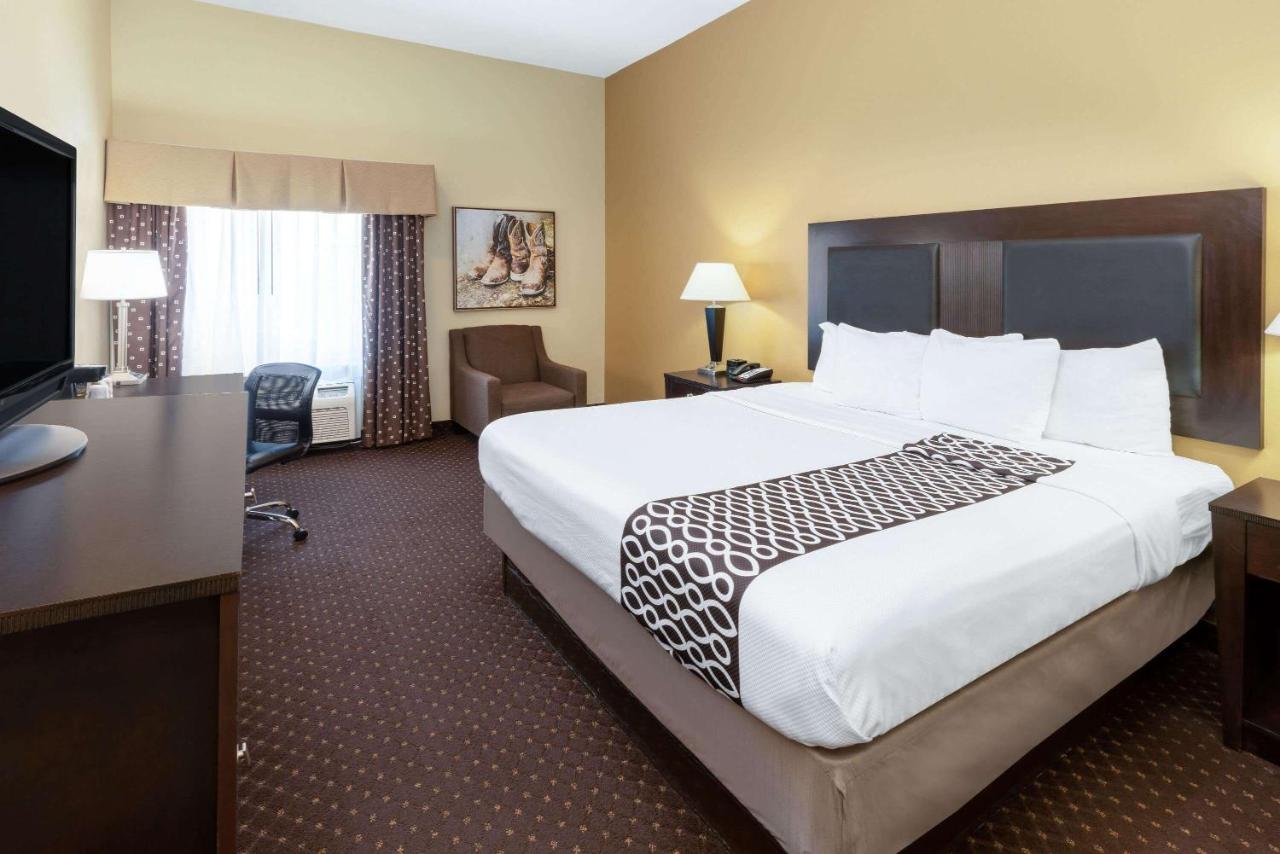 | La Quinta by Wyndham Houston New Caney