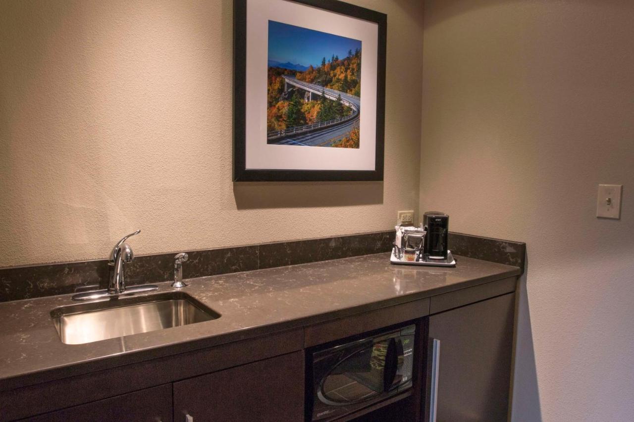 King Studio Suite with Balcony - Non-Smoking at Hampton Inn & Suites Boone