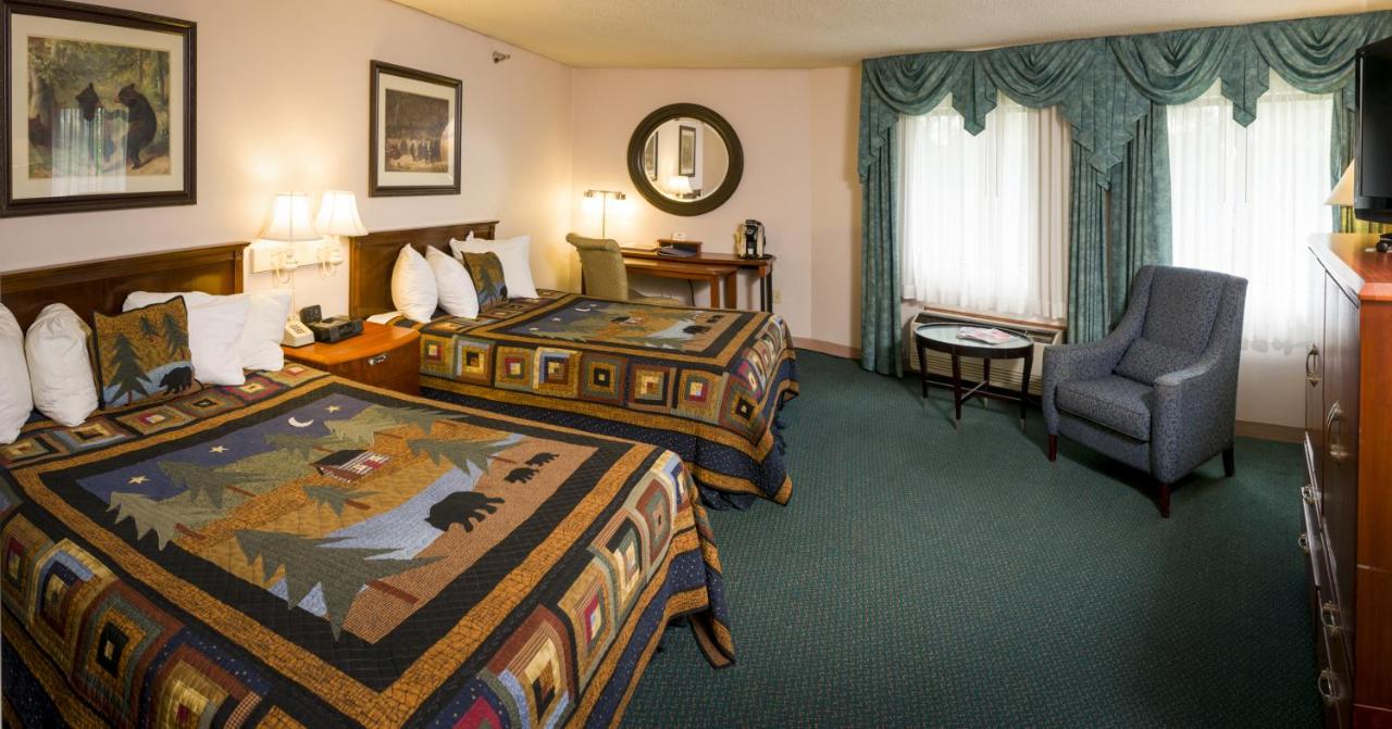 Queen Room with Two Queen Beds at Black Bear Inn