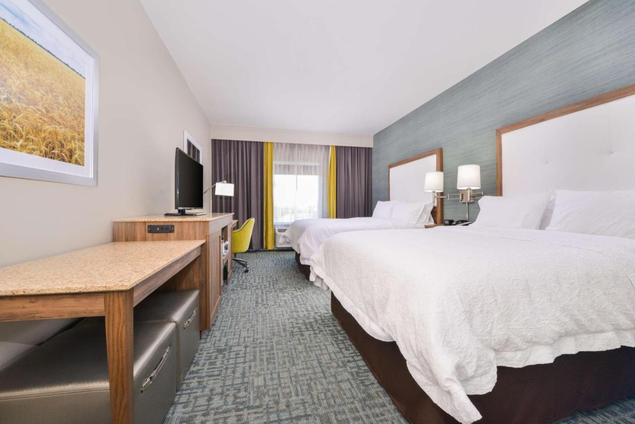 Queen Suite with Two Queen Beds - Mobility/Hearing Access - Non-Smoking at Hampton Inn Emporia