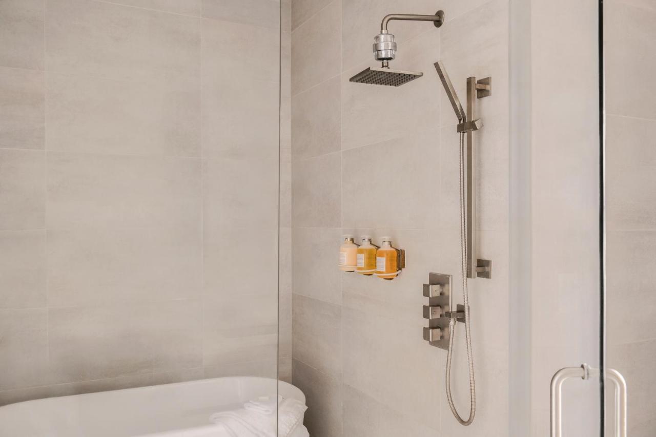 Deluxe King Suite at 17WEST Apartments by Stay Hospitality