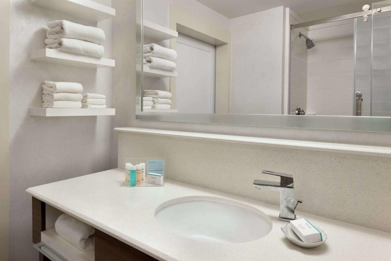 | Hampton Inn Denville-Rockaway-Parsippany