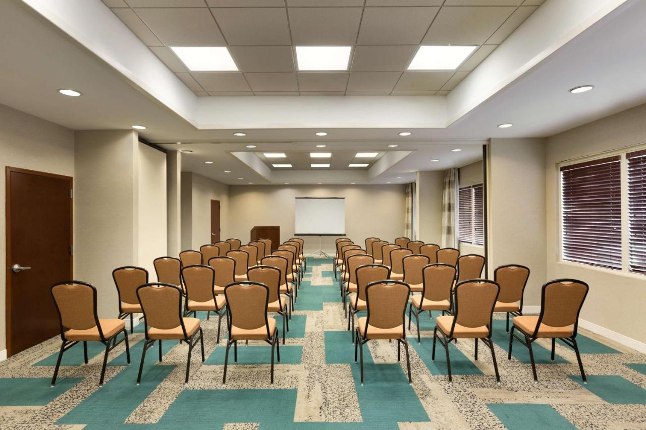 | Hampton Inn Denville-Rockaway-Parsippany