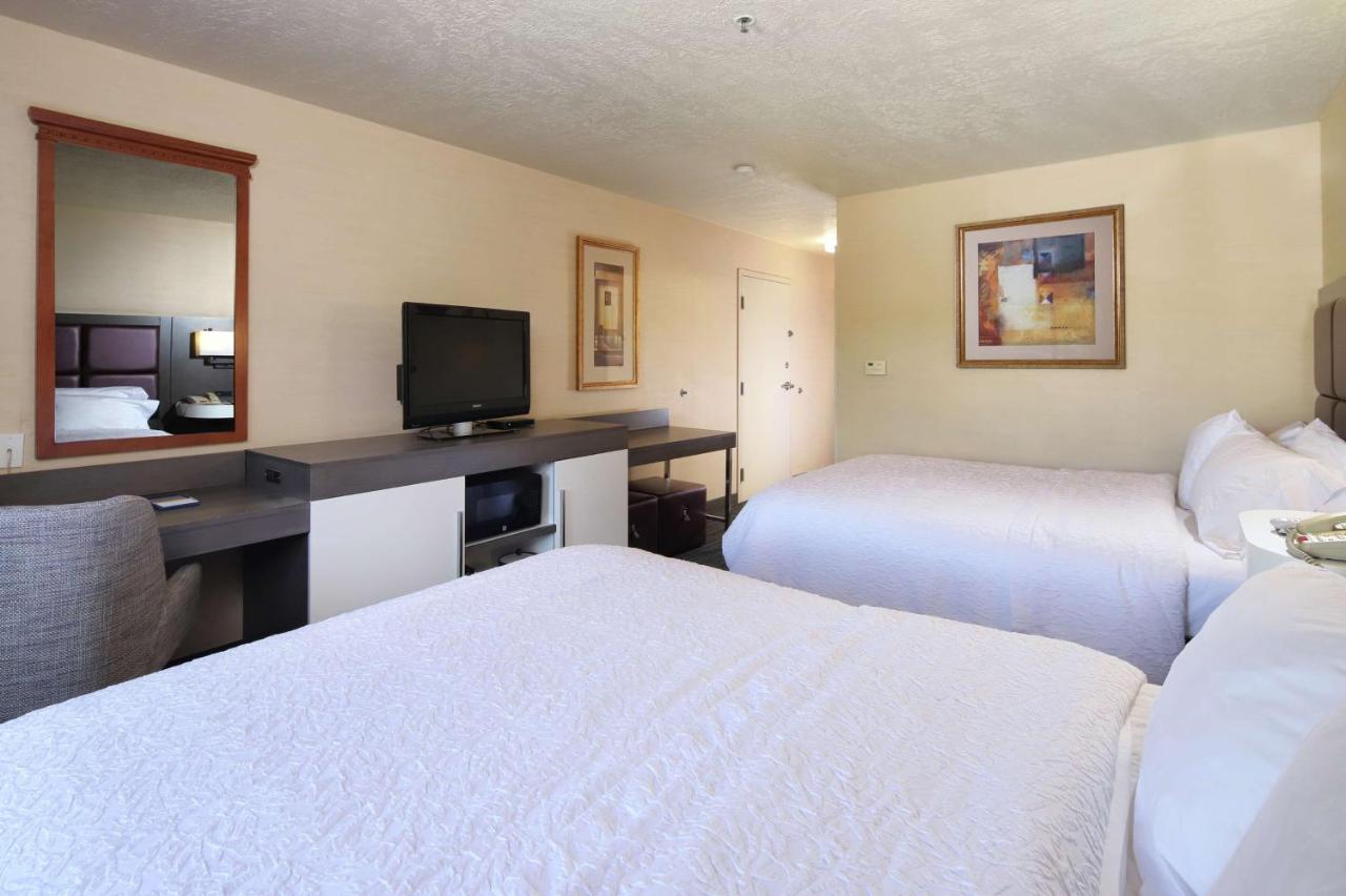 Queen Room with Two Queen Beds - Non-Smoking at Hampton Inn Sierra Vista