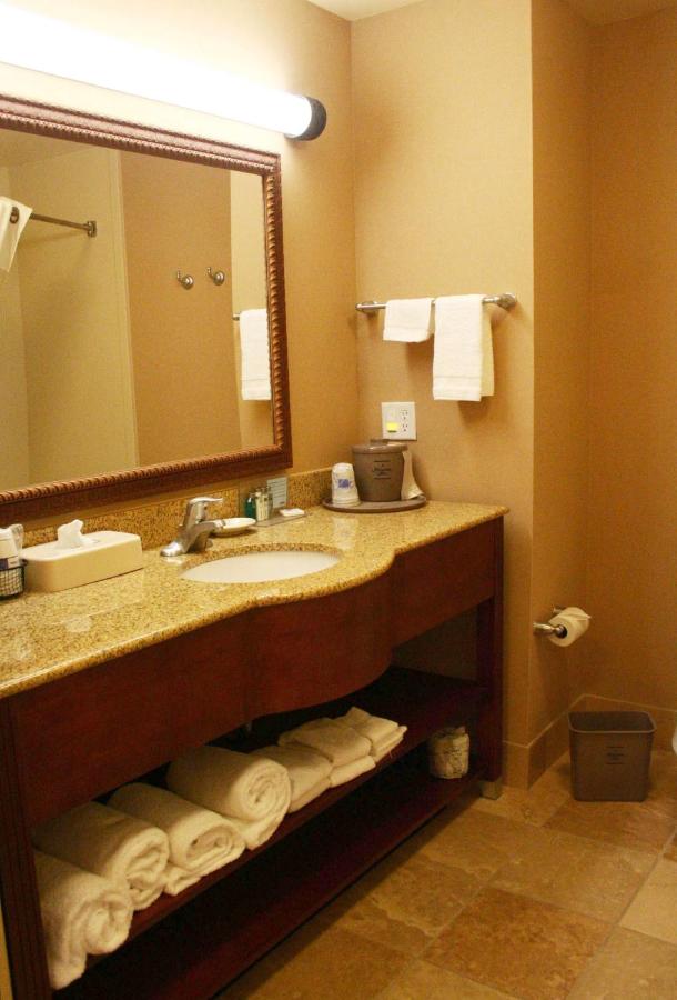 Queen Room with Two Queen Beds - Non-Smoking at Hampton Inn Sierra Vista