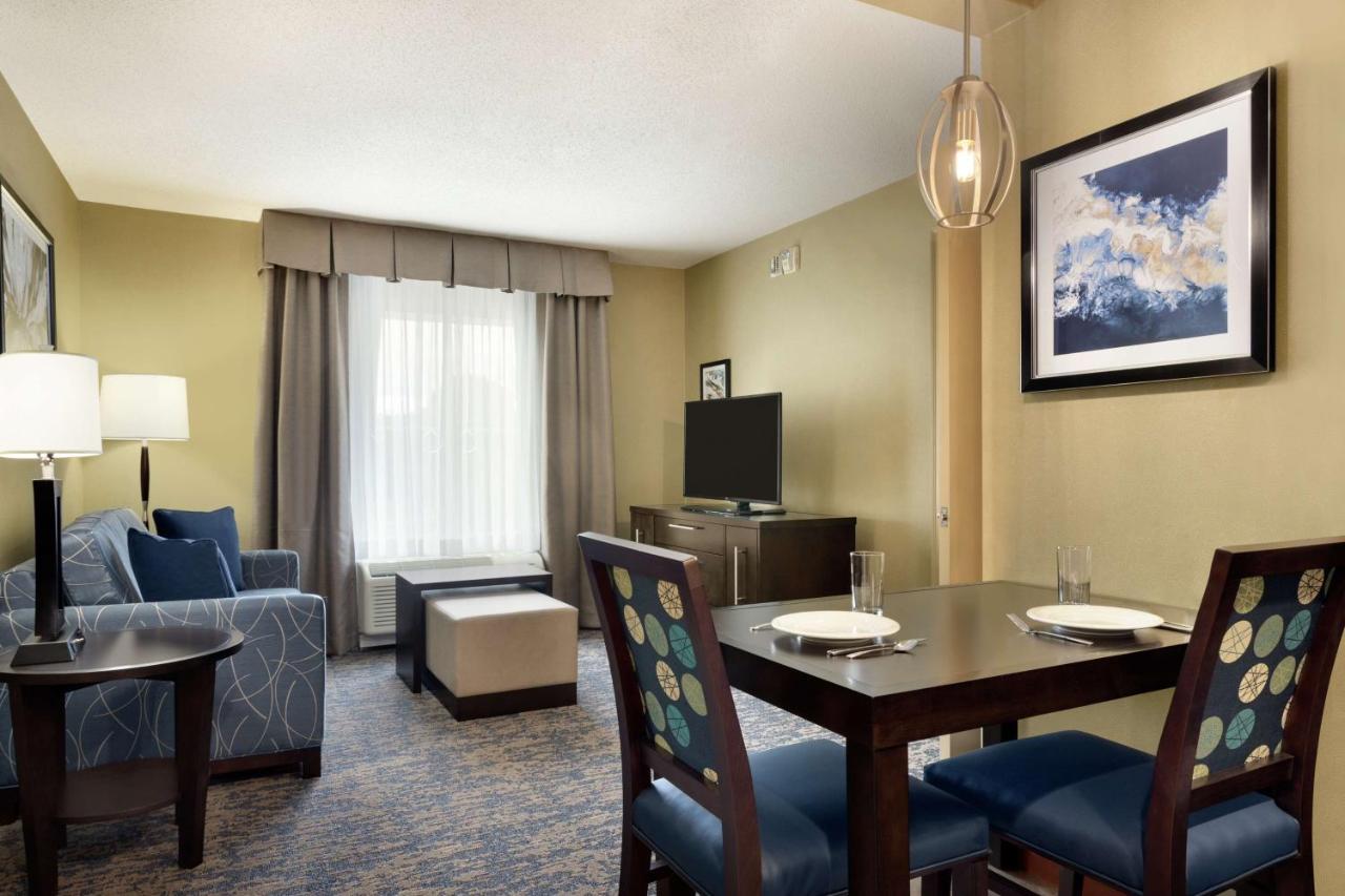 | Homewood Suites by Hilton Fort Smith