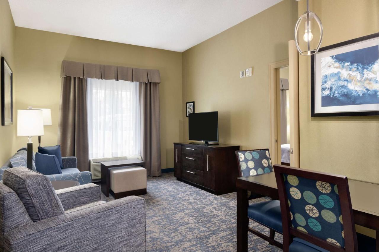 | Homewood Suites by Hilton Fort Smith