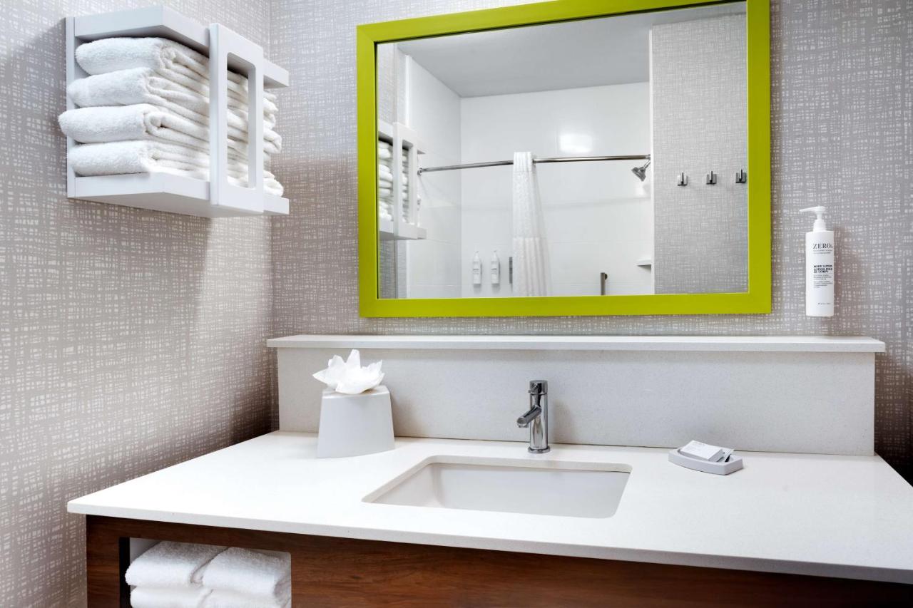 Queen Room - Non-Smoking at Holiday Inn Express & Suites Burleson/Ft. Worth by IHG