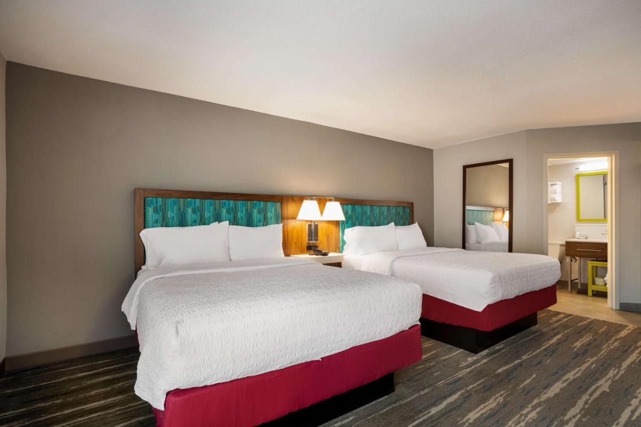 Deluxe Queen Room with Two Queen Beds - Non-Smoking at Hampton Inn Gadsden