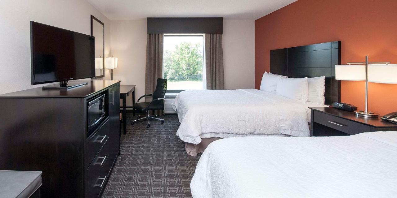 Queen Room with Two Queen Beds - Non-Smoking at Hampton Inn & Suites Seneca-Clemson Area
