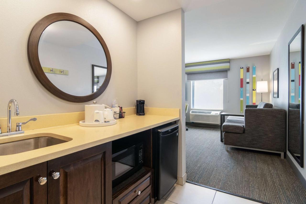 King Studio with Sofa Bed at Hampton Inn & Suites Schererville