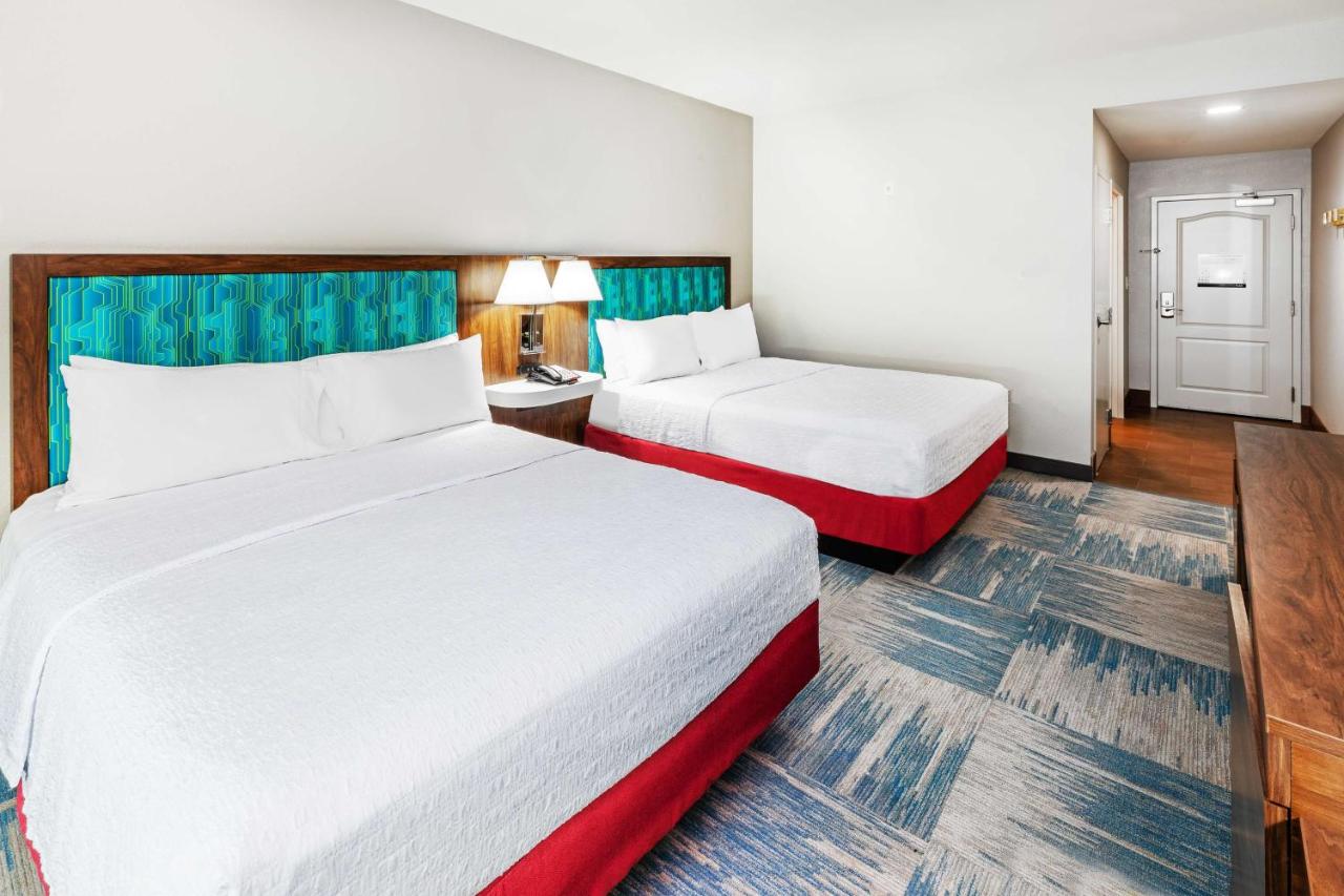 Queen Room with Two Queen Beds - Non-Smoking at Hampton Inn & Suites Houston Heights I-10