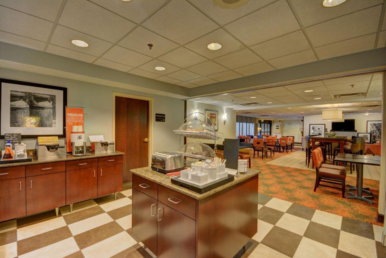 | Hampton Inn Indianapolis-South