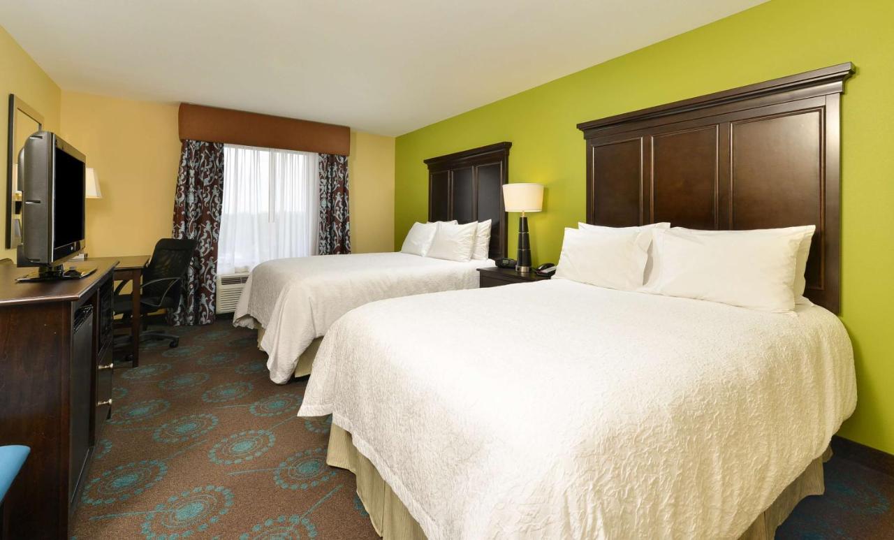 Queen Room with Two Queen Beds at Hampton Inn Iowa City/University Area