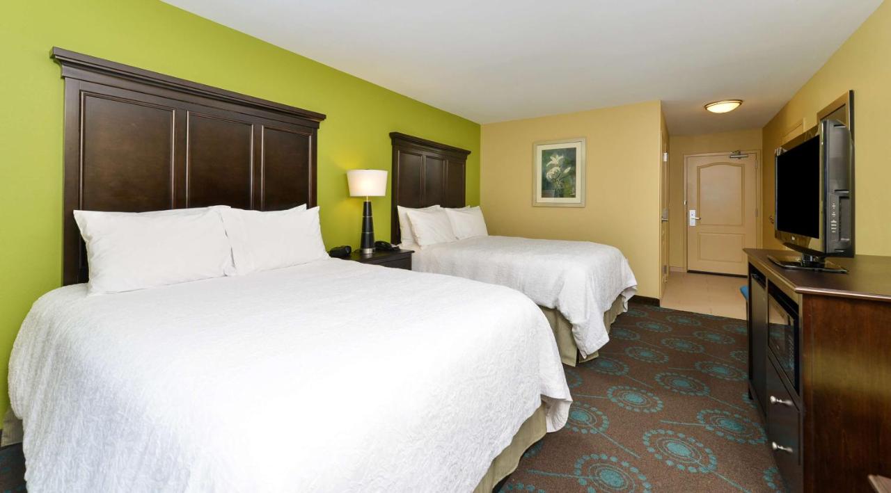 Queen Room with Two Queen Beds at Hampton Inn Iowa City/University Area