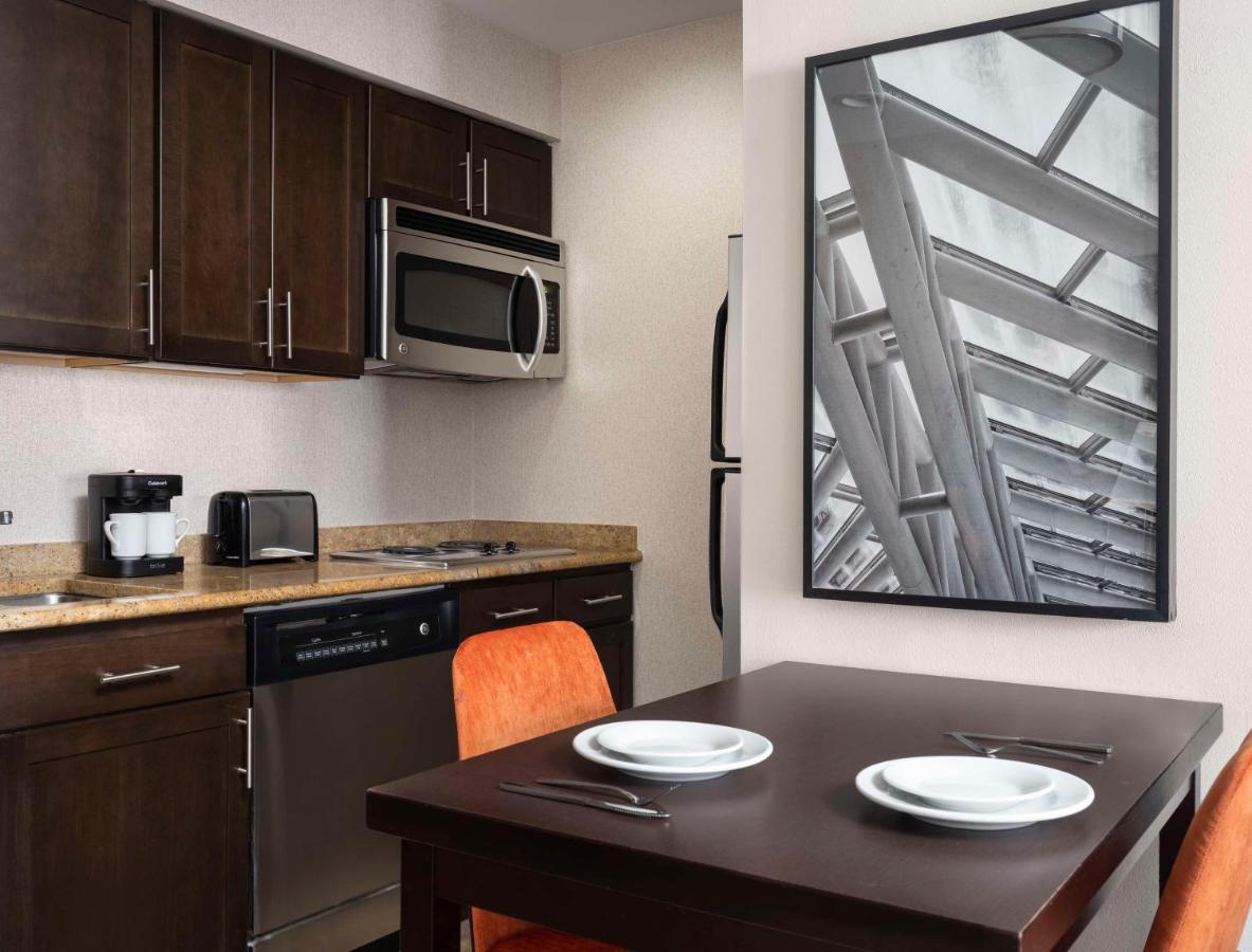 Queen Suite at Homewood Suites by Hilton Carle Place - Garden City, NY