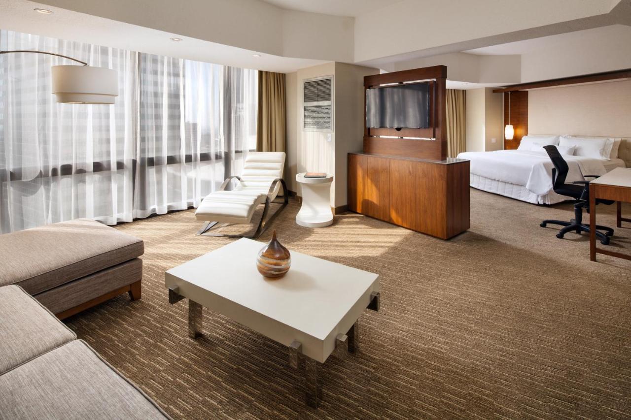  | The Westin Bonaventure Hotel and Suites, Los Angeles