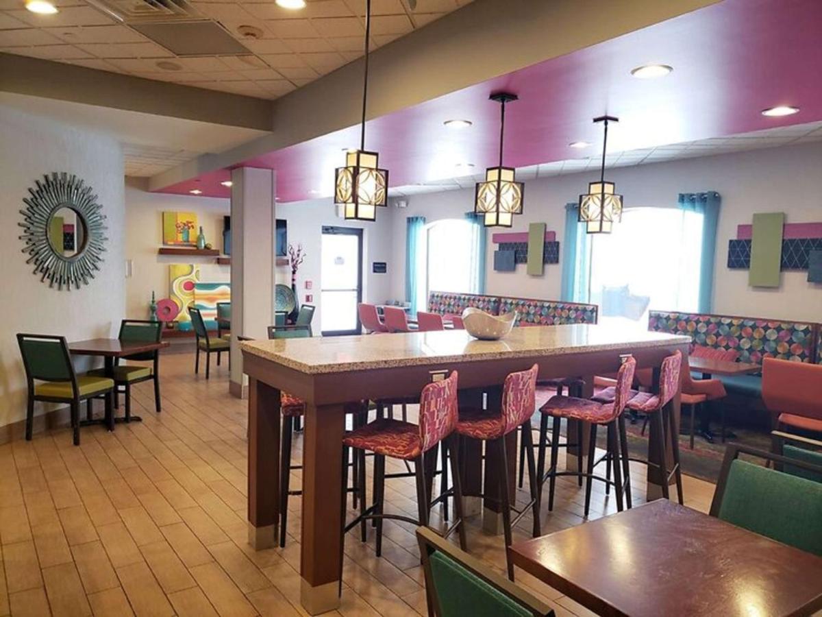 | Hampton Inn Johnstown