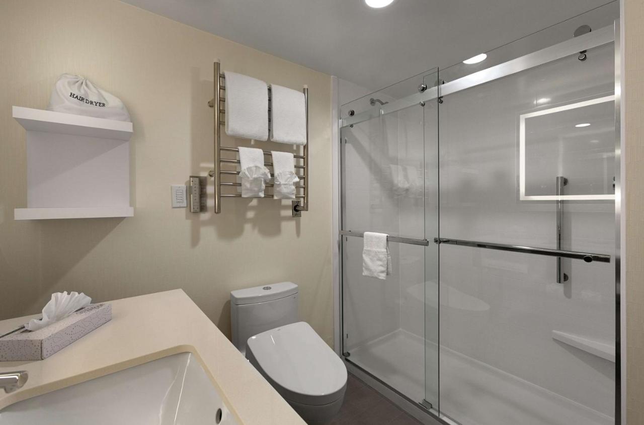 King Room - Non-Smoking at Hampton Inn Greenville/Travelers Rest