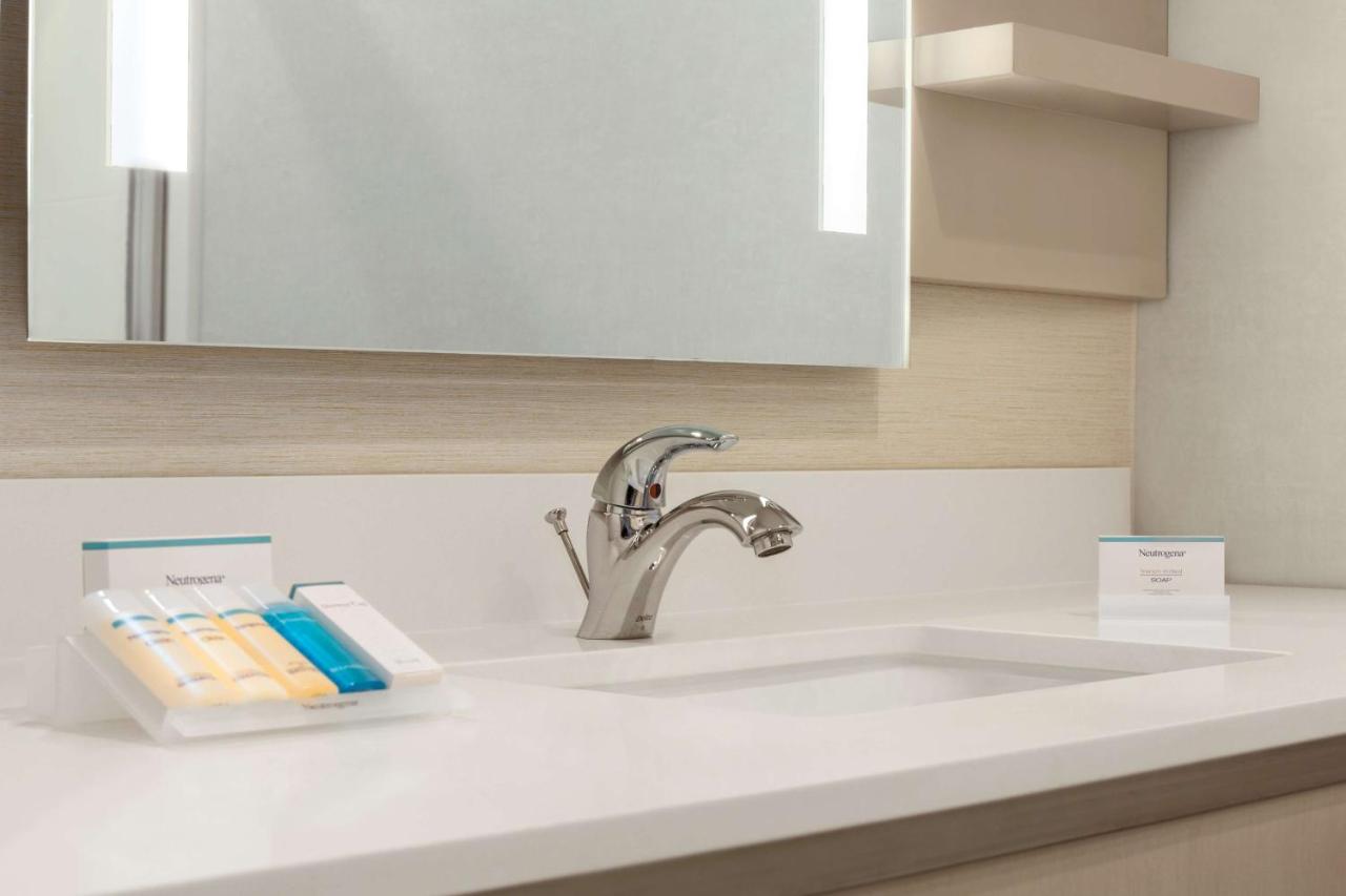 King Room - Mobility Accessible with Roll In Shower at Hilton Garden Inn Houston-Baytown