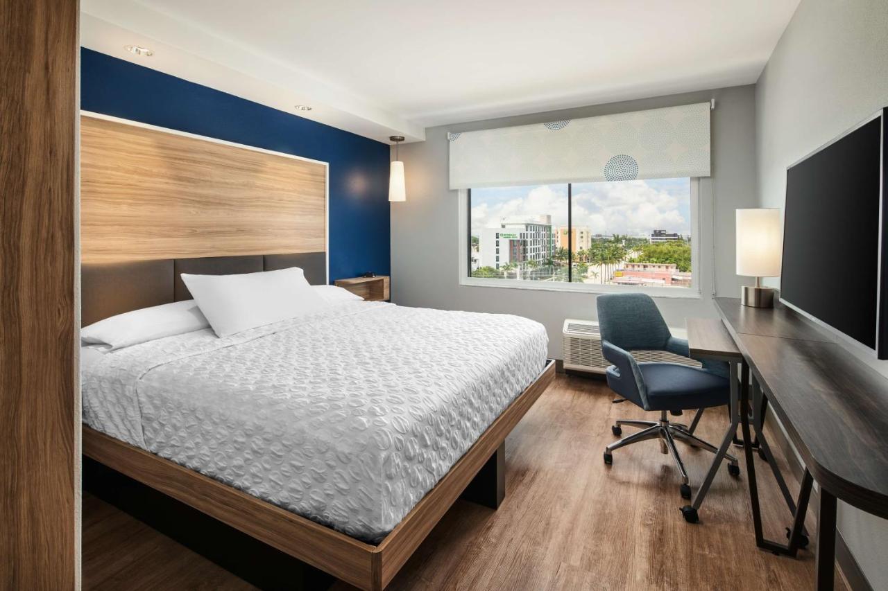 King Room - Hearing Accessible at Tru By Hilton Ft. Lauderdale Airport