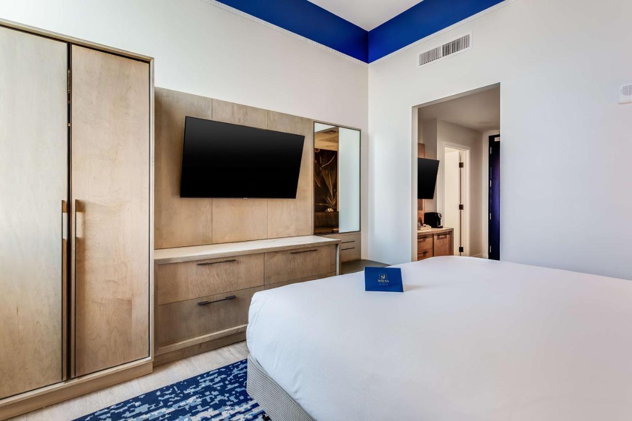 One-Bedroom King Suite at SERENA Hotel Aventura Miami, Tapestry Collection by Hilton