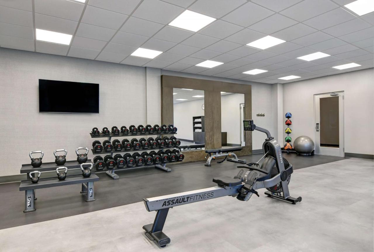 | Homewood Suites By Hilton Edison Woodbridge, NJ