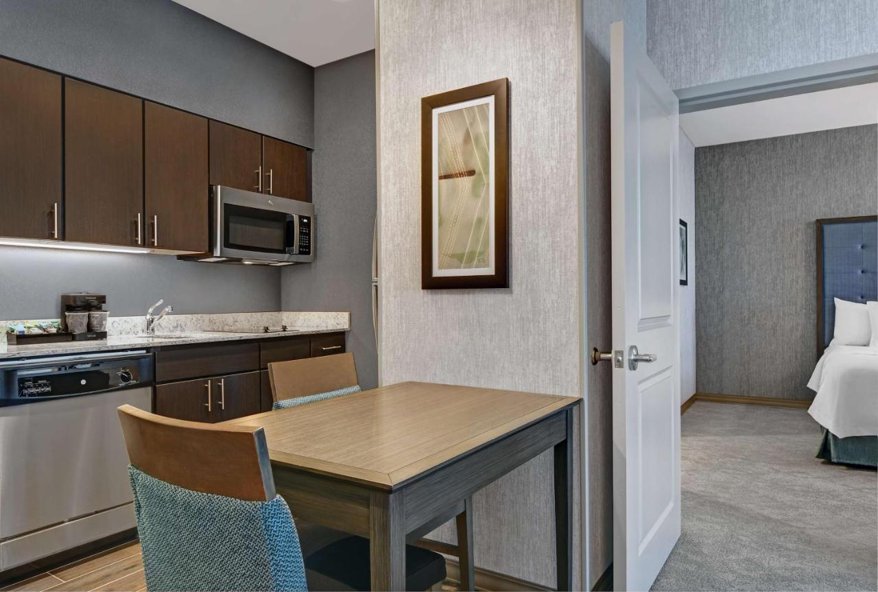 | Homewood Suites By Hilton Edison Woodbridge, NJ