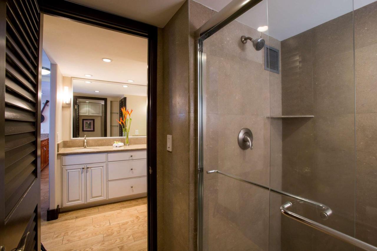 One-Bedroom Suite with Ocean Front Premium View at Aston Mahana at Kaanapali