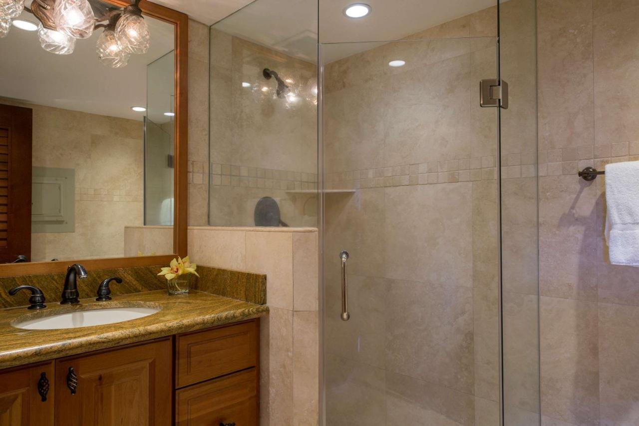 One-Bedroom with Two Baths and Ocean Front Premium View at Aston Mahana at Kaanapali