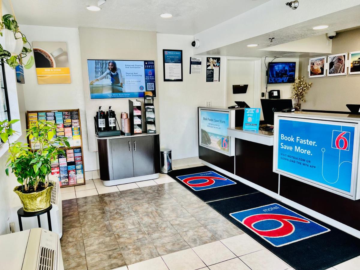| Motel 6-San Luis Obispo, CA - South