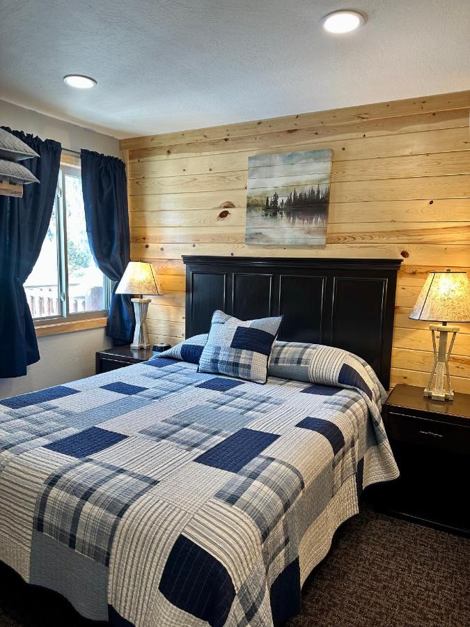 | Mountain View Lodge & Cabins
