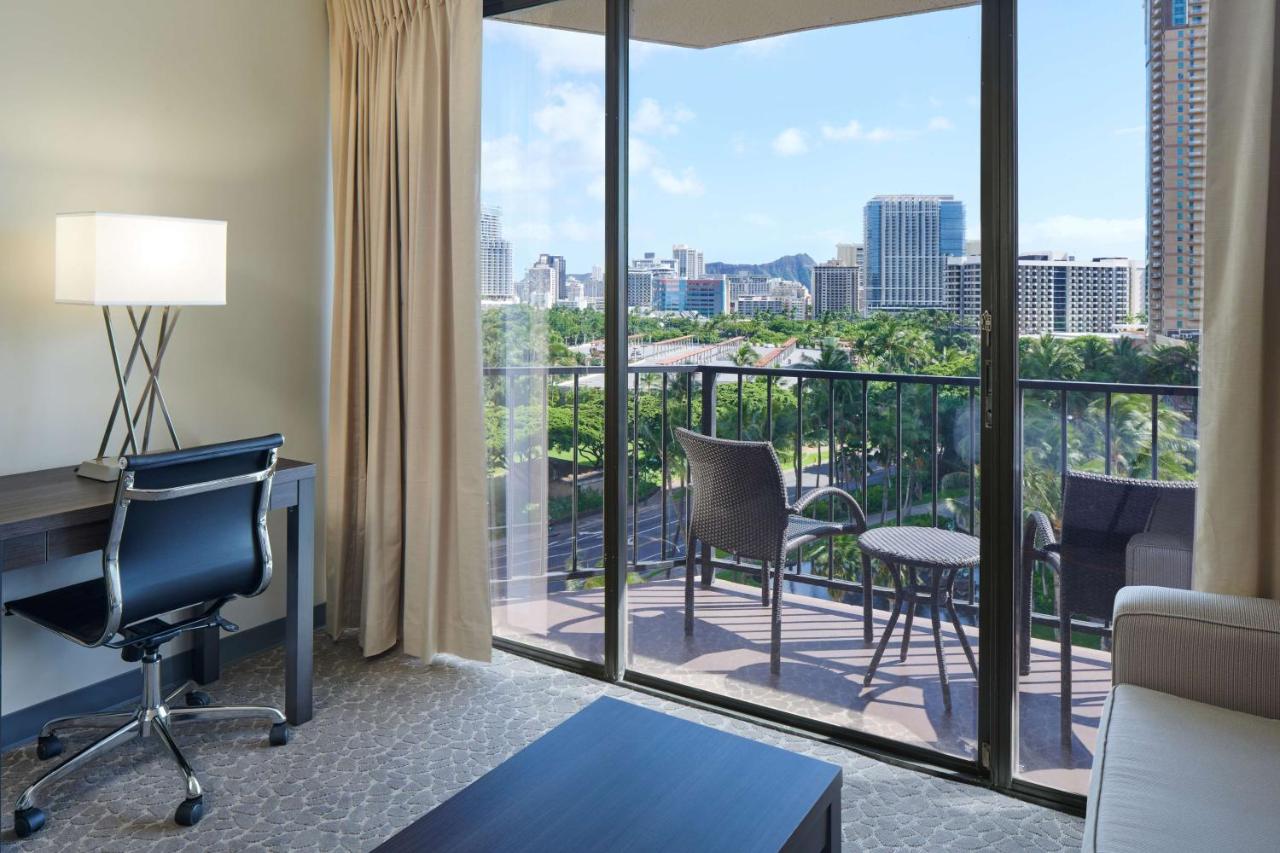 Diamond Head View Room at Aqua Palms Waikiki