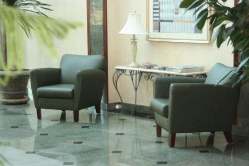 | Maron Hotel & Suites