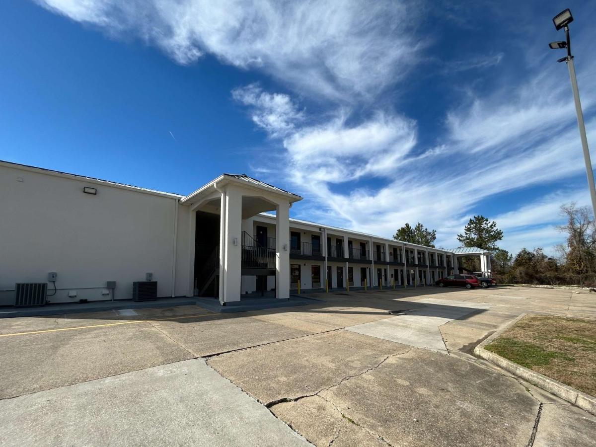  | OYO Hotel Denham Springs I-12