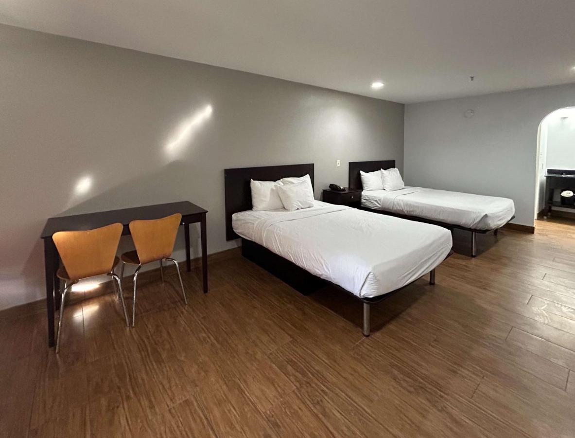  | OYO Hotel Denham Springs I-12