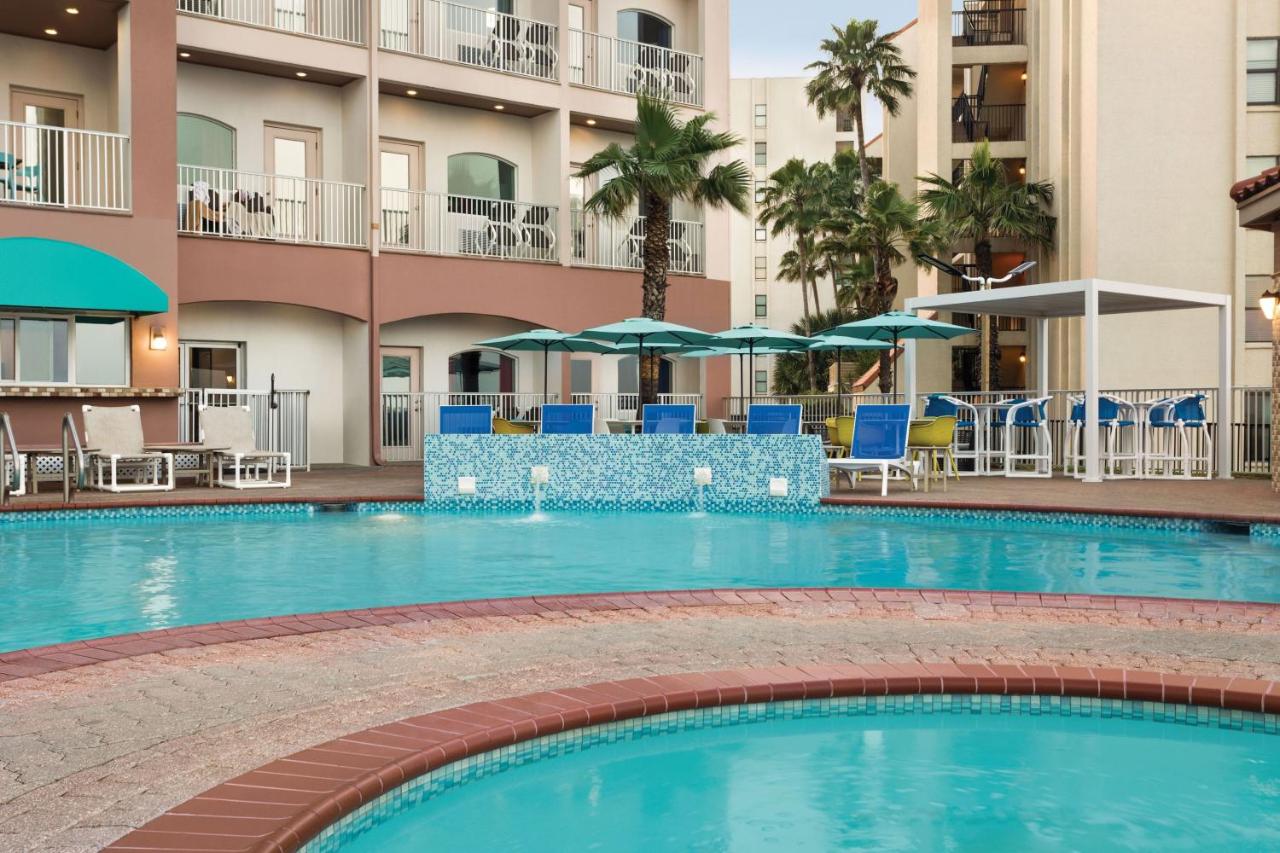 King Suite with Spa Bath at La Copa Inn Beach Hotel
