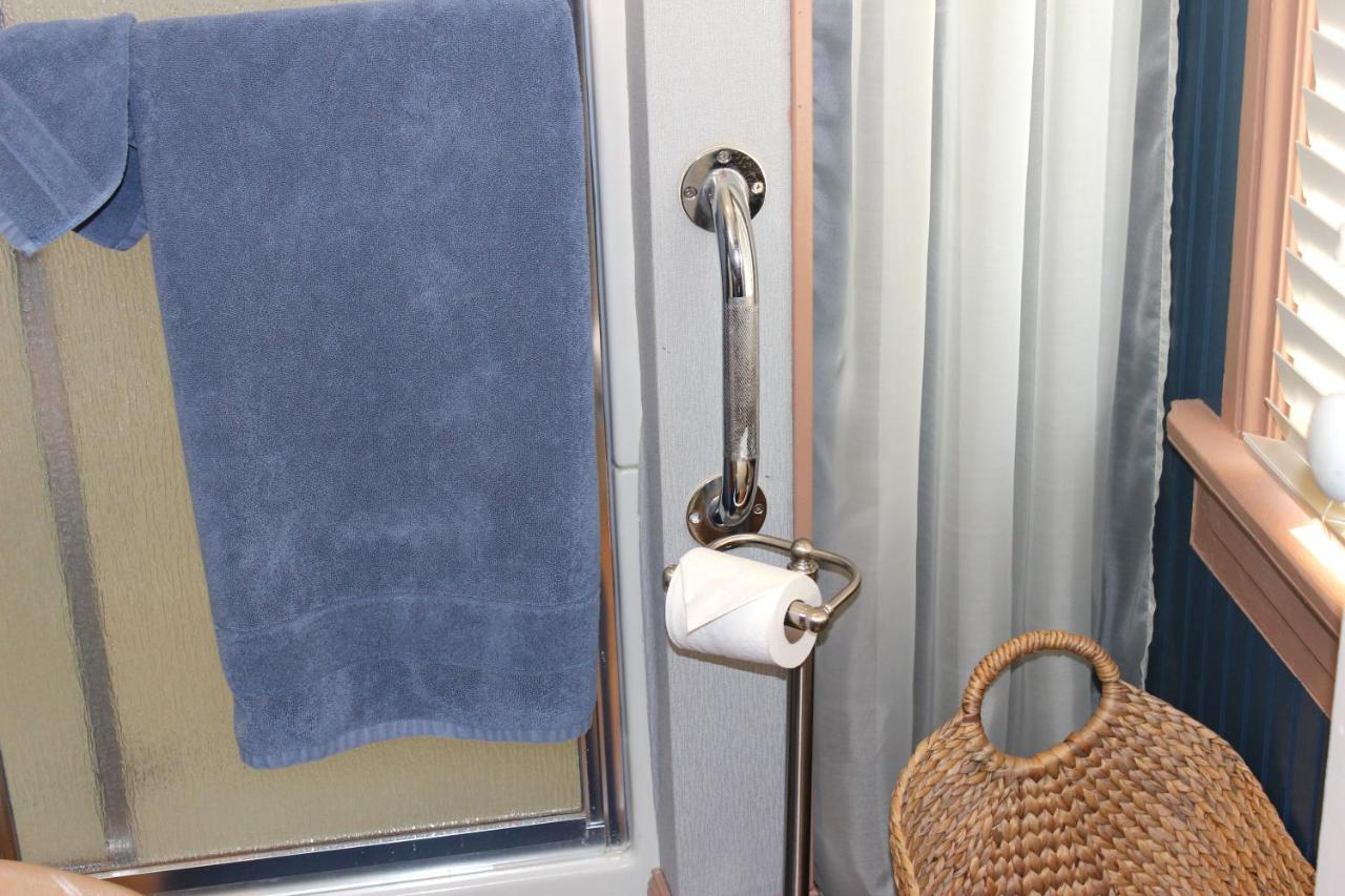 | Carriage Stop Bed & Breakfast