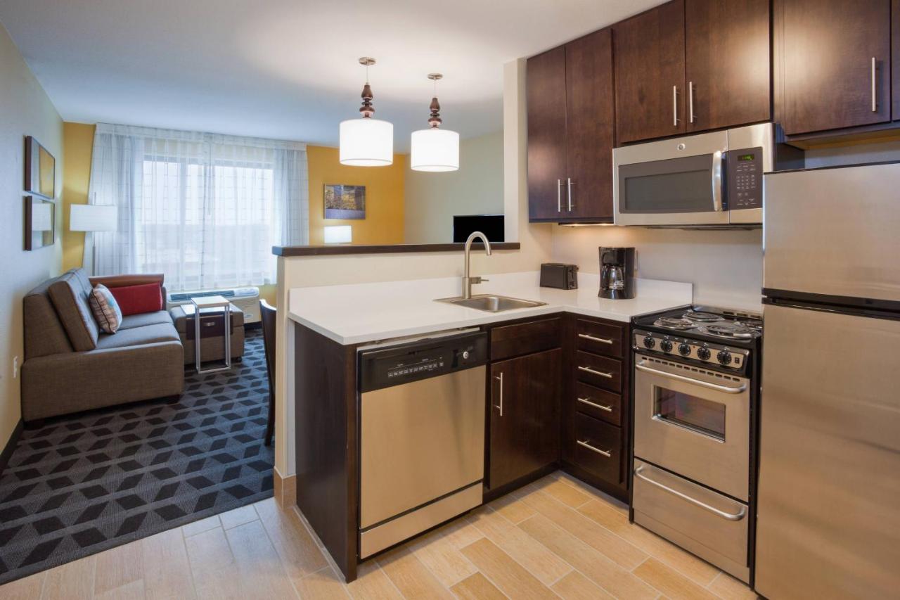 Two-Bedroom Suite with City View at Towneplace Suites Sioux Falls South