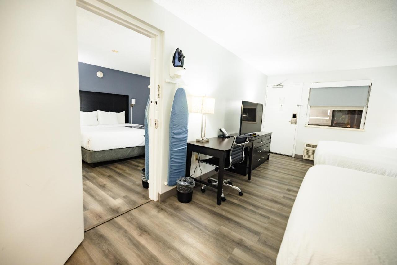 2 Queen Beds and 1 King Bed, Suite, Non-Smoking at La Quinta Inn by Wyndham Tampa Near Busch Gardens